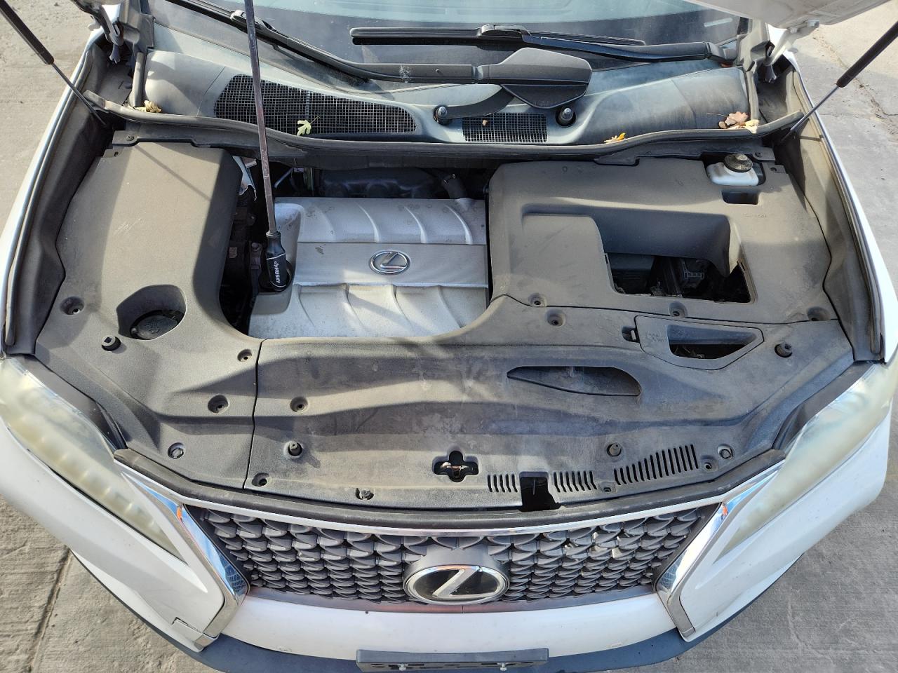 Lexus RX 350 Base Image 12