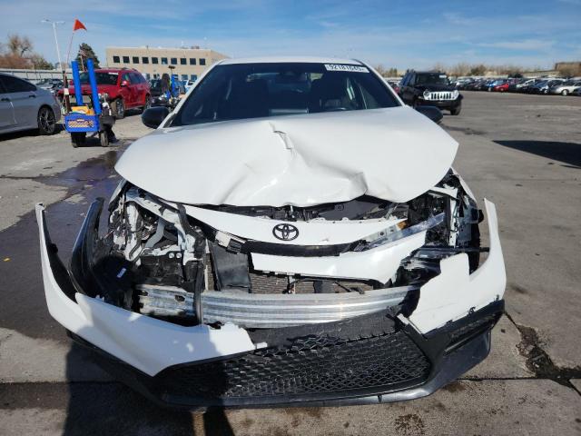 Toyota Corolla Se Image 6