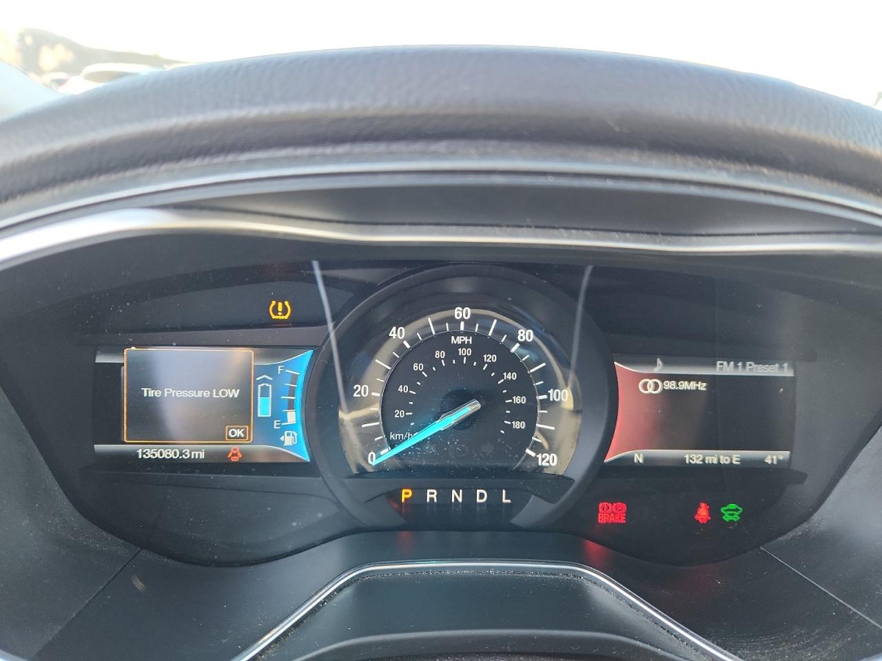 Ford Fusion Titanium Hev Image 5