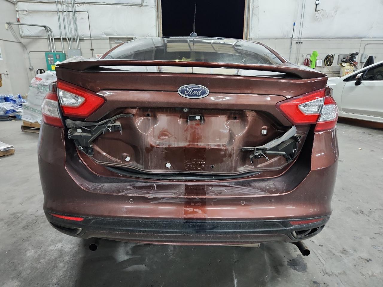 Ford Fusion Se Image 12