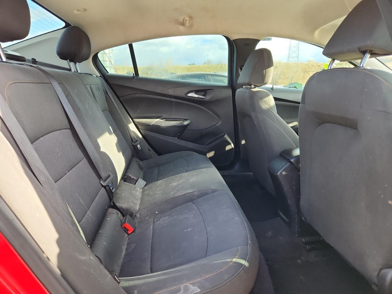 Chevrolet Cruze Ls Image 10