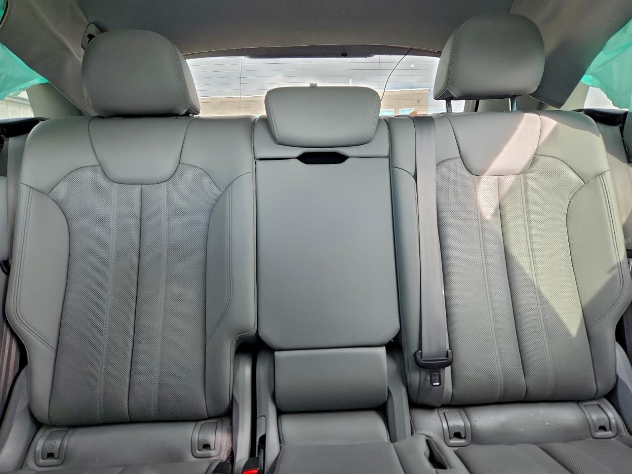 Audi Q5 Premium Plus Image 7