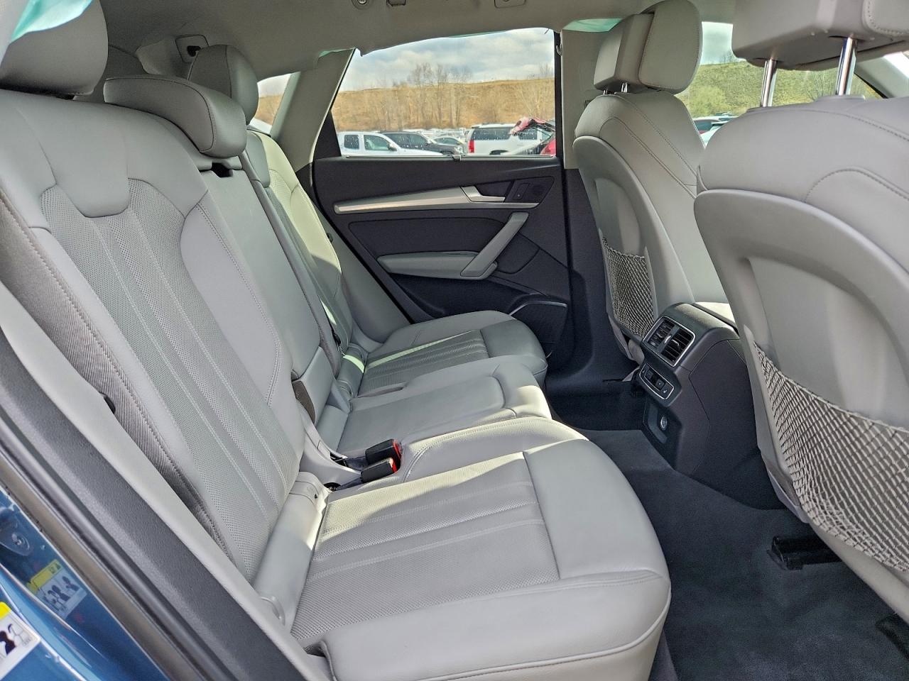 Audi Q5 Premium Plus Image 11