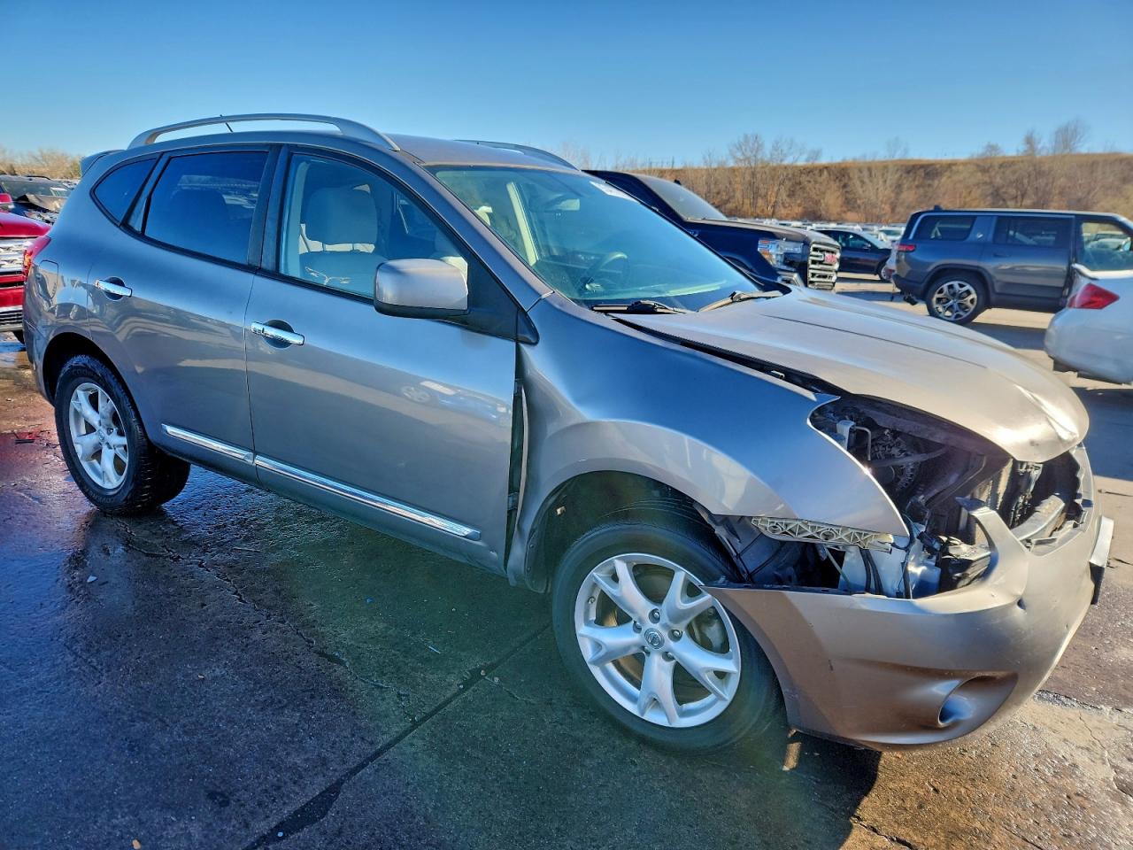 Nissan Rogue S Image 6