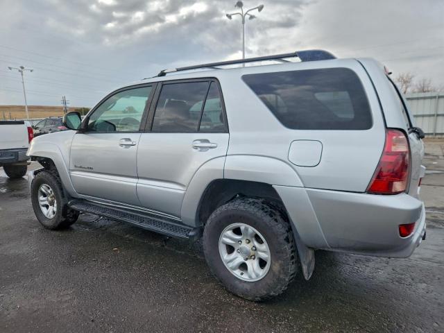 Toyota 4Runner Sr5 Image 11