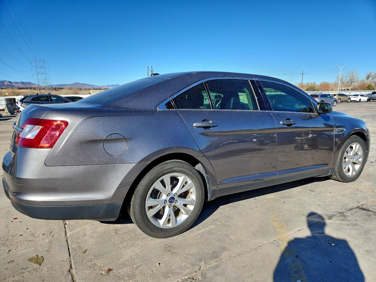 Ford Taurus Sel Image 2