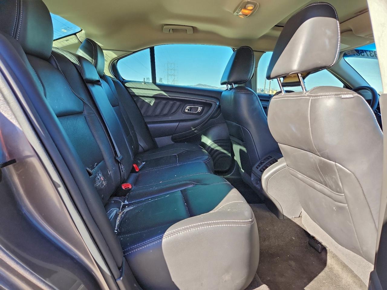 Ford Taurus Sel Image 6