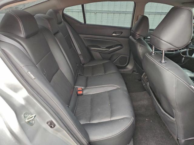 Nissan Altima Sl Image 10