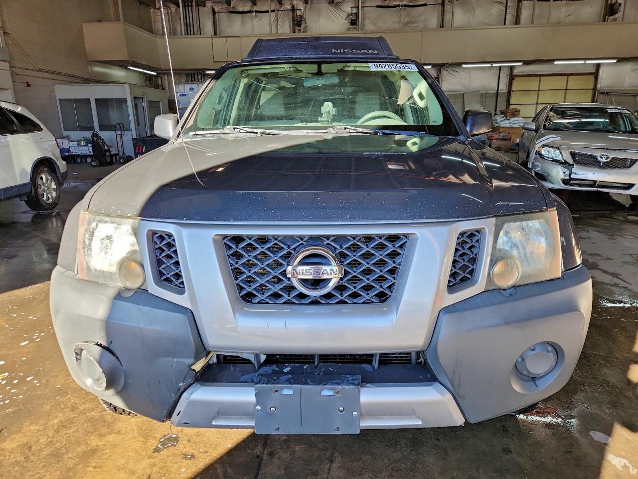 Nissan Xterra X Image 3