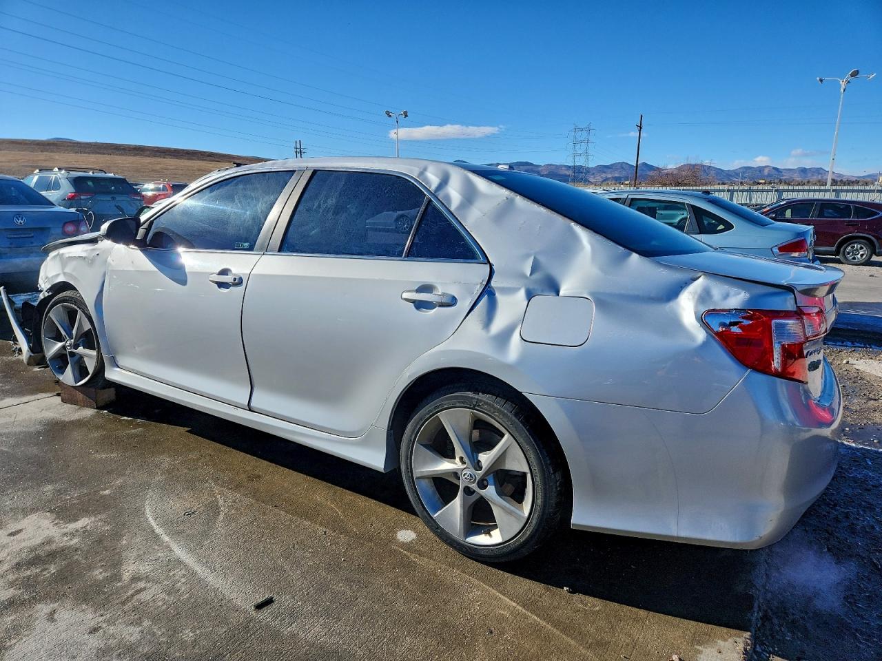 Toyota Camry Se Image 2