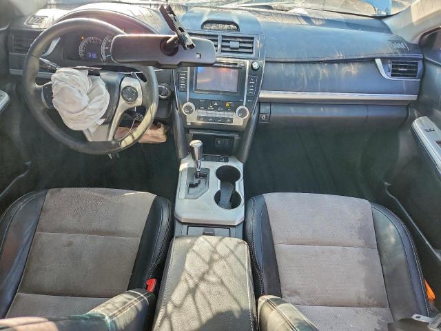 Toyota Camry Se Image 11