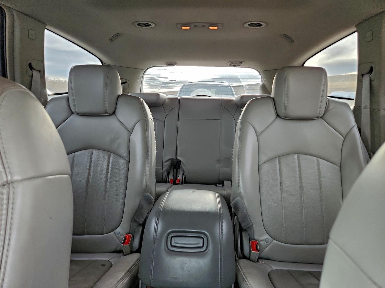 Buick Enclave Cxl Image 4