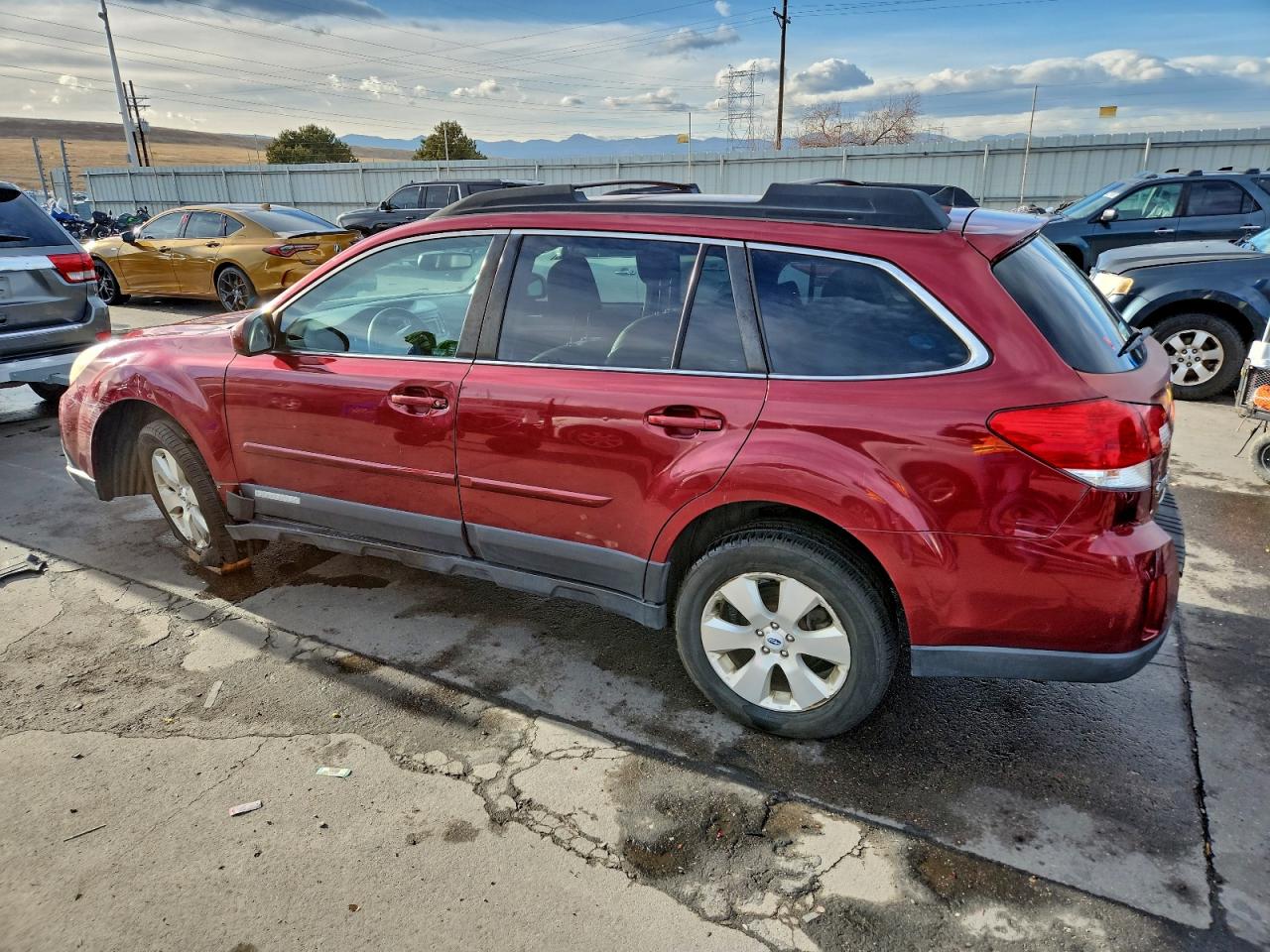 Subaru Outback 3.6r Limited Image 2