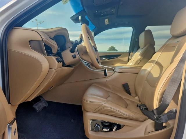 Cadillac Escalade Esv Platinum Image 2