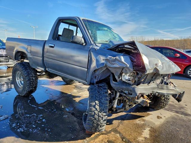 Toyota Pickup 1/2 Ton Short Wheelbase Dx Image 5