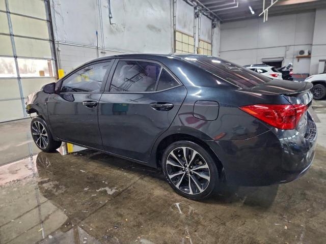 Toyota Corolla L Image 3