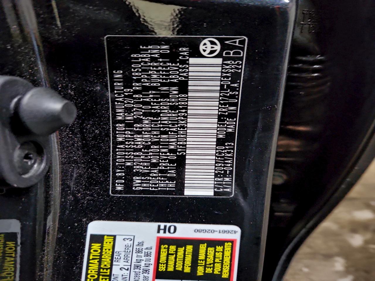 Toyota Corolla L Image 9