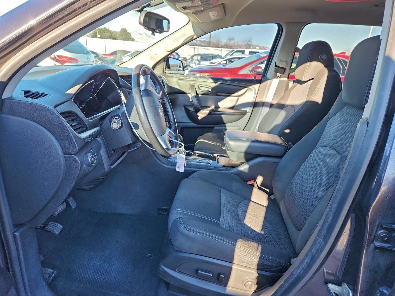 Chevrolet Traverse Lt Image 6