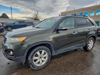  Salvage Kia Sorento