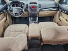 Kia Sorento Base Image 11