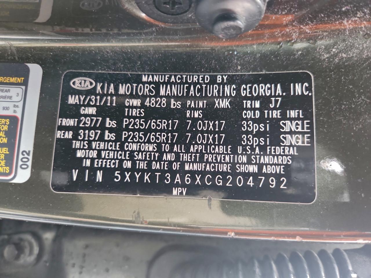 Kia Sorento Base Image 5