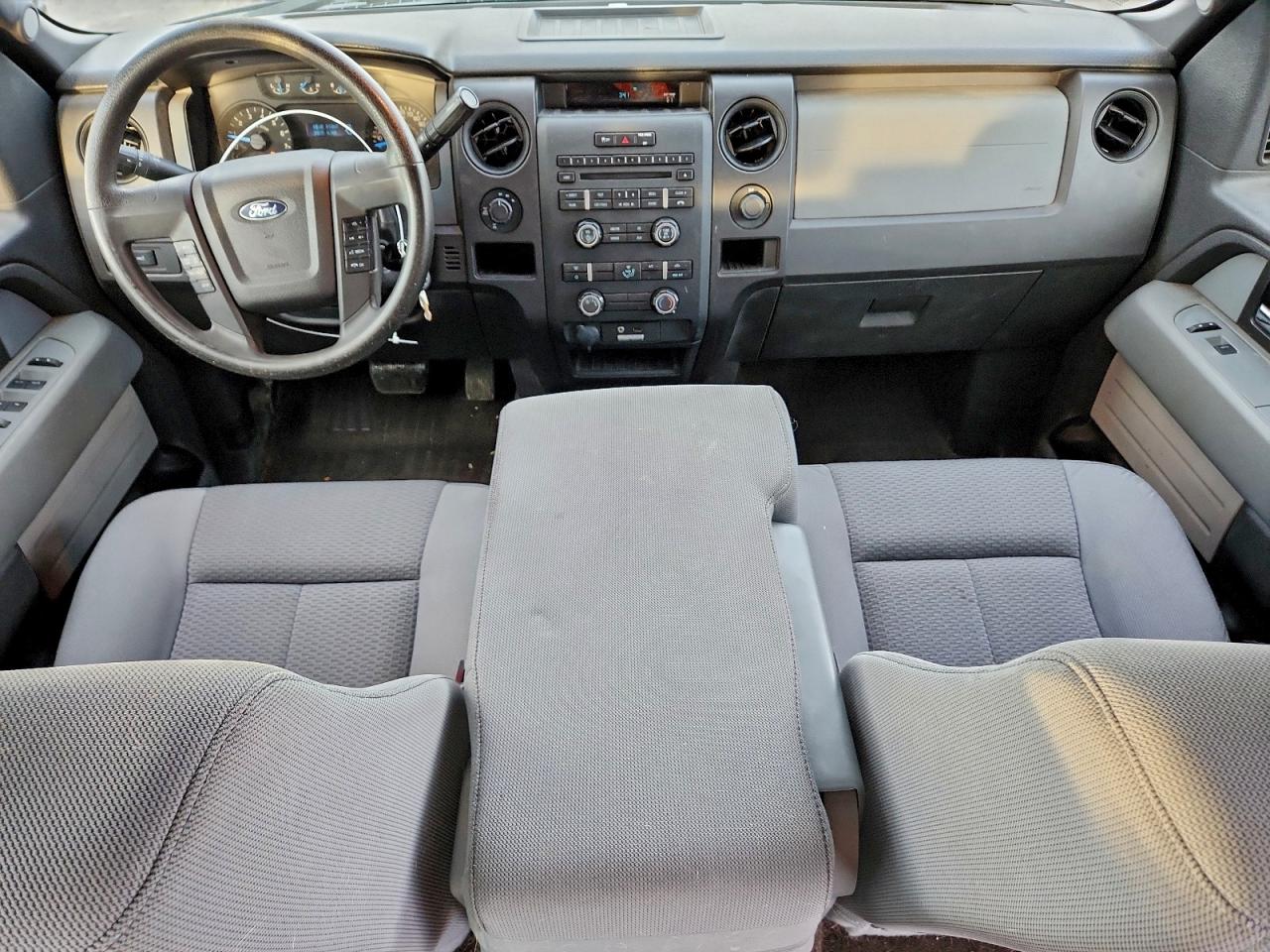 Ford F-150 Supercrew Image 5