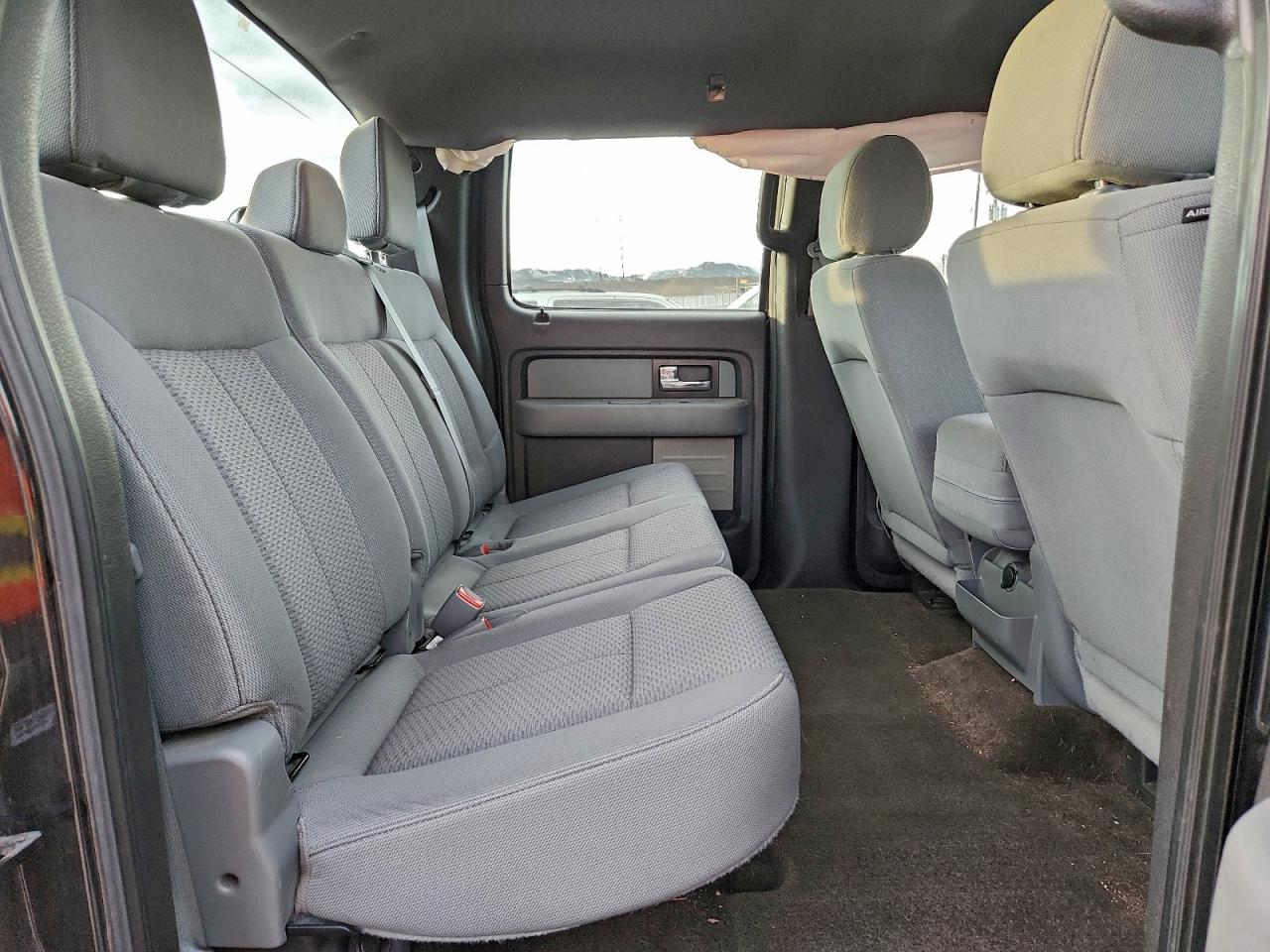 Ford F-150 Supercrew Image 11