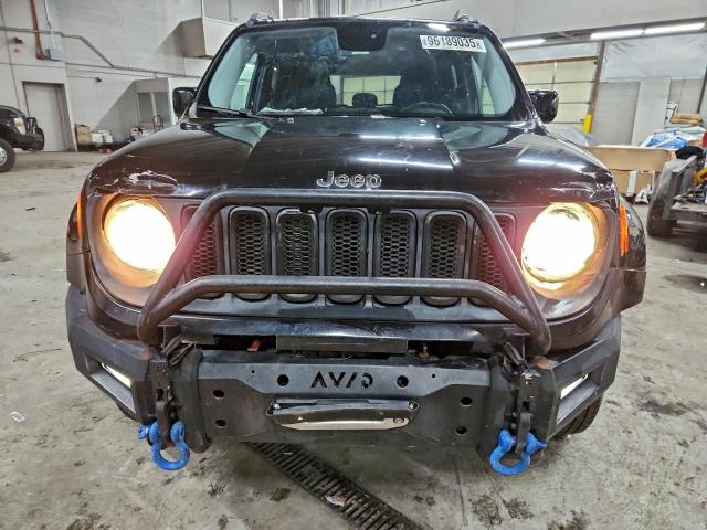 Jeep Renegade Latitude Image 3