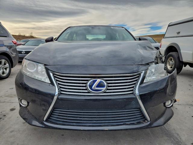 Lexus Es 300h Image 5
