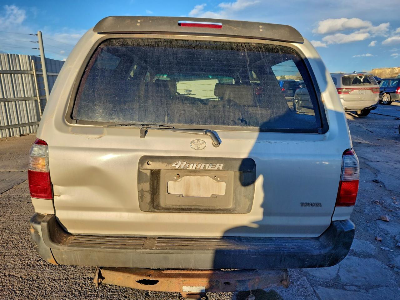 Toyota 4Runner Sr5 Image 2