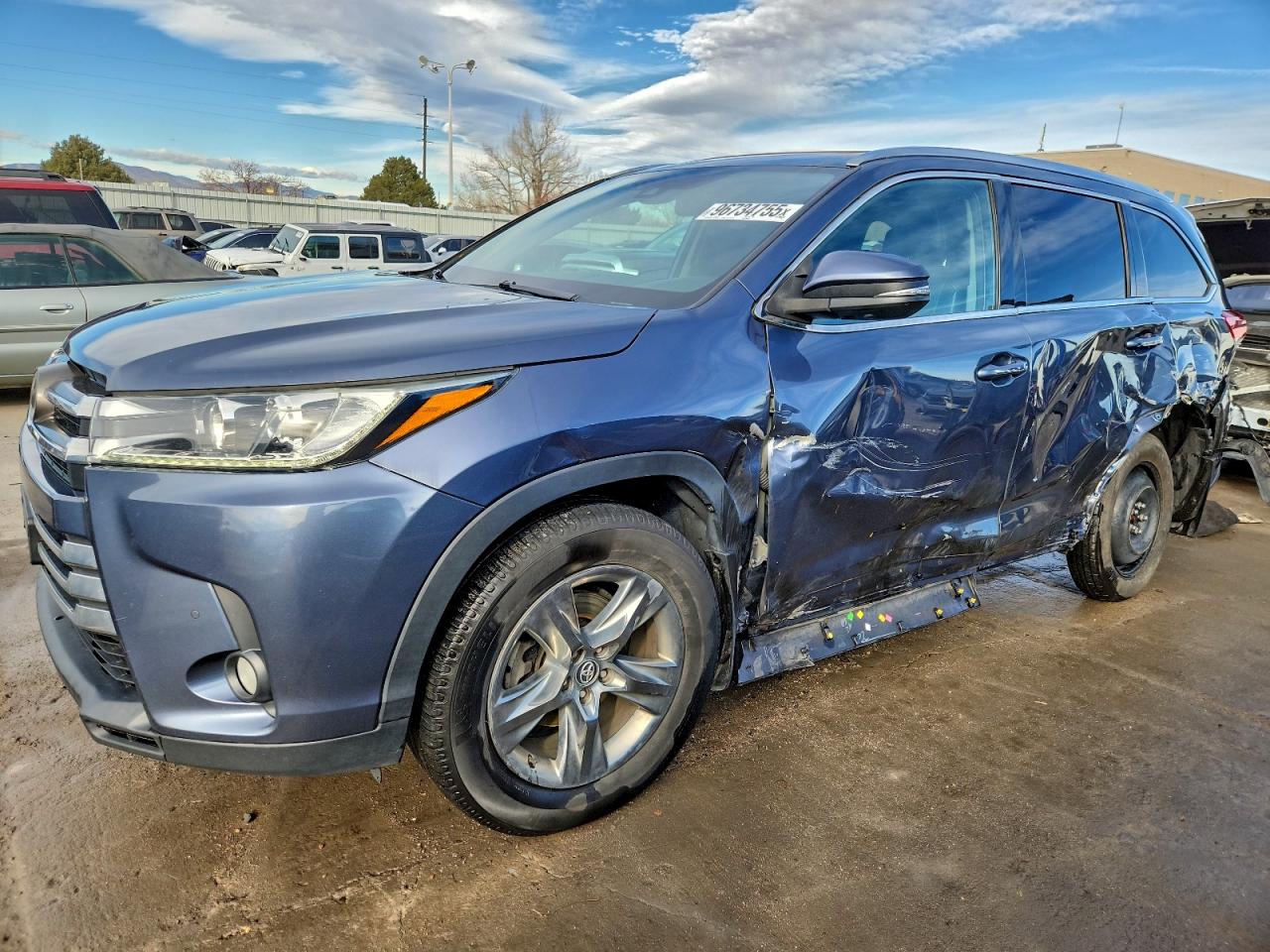 Toyota Highlander Limited Image 1