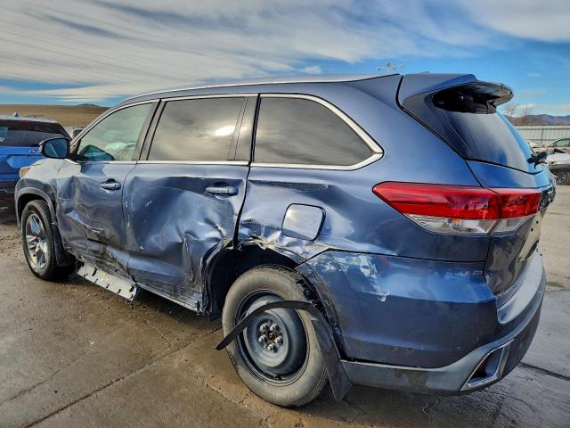 Toyota Highlander Limited Image 6