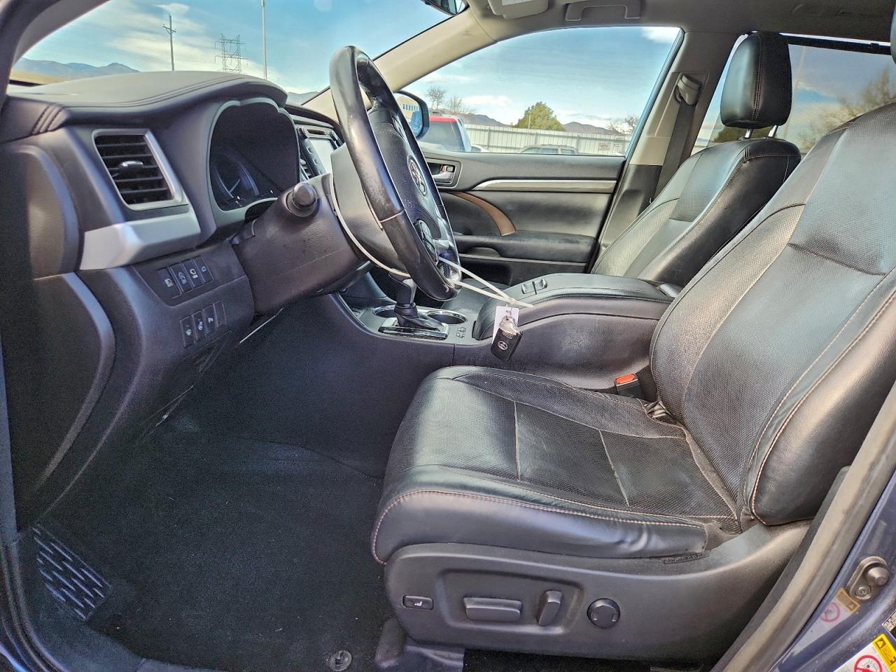 Toyota Highlander Limited Image 5