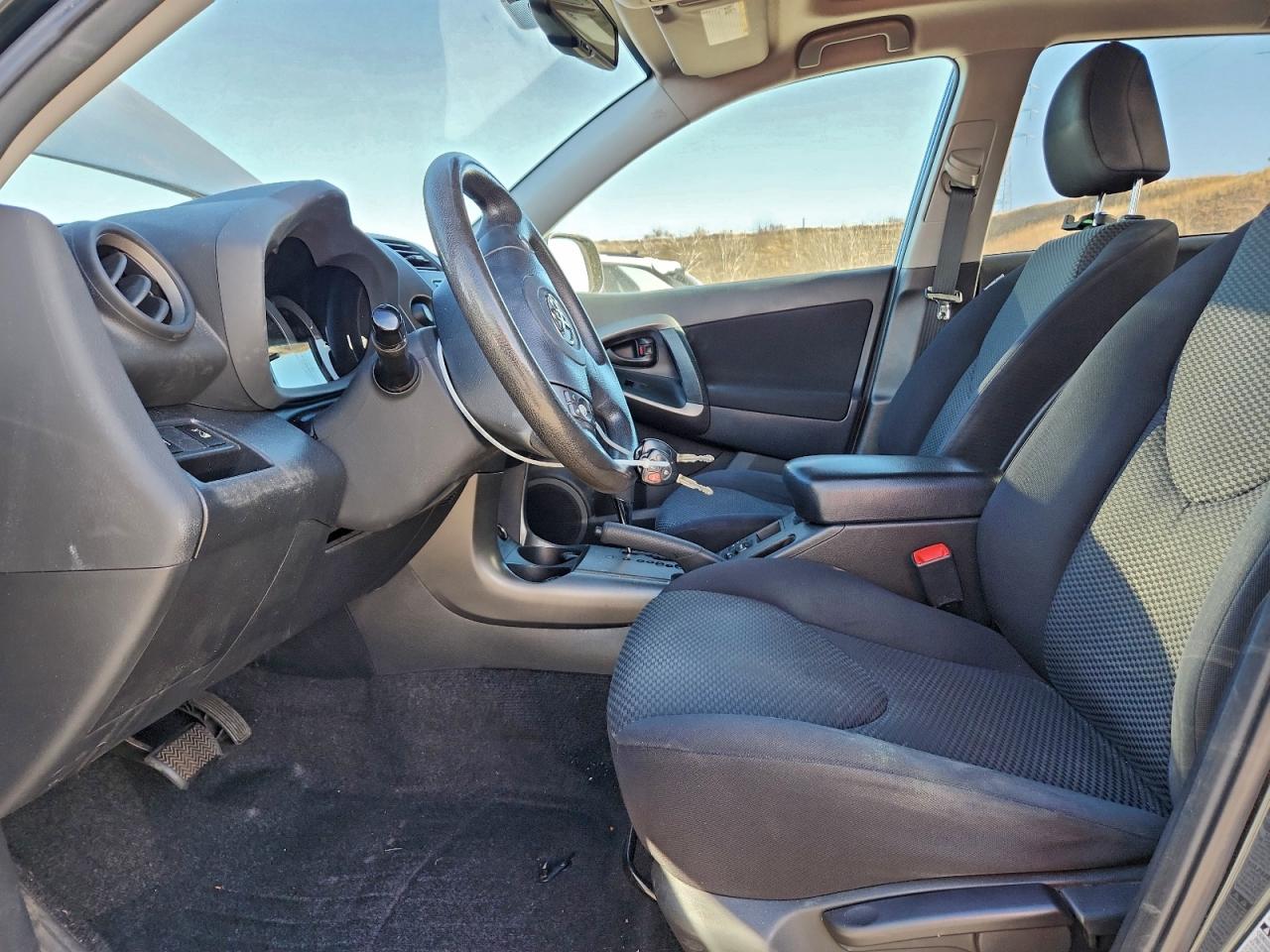 Toyota RAV4 Sport Image 7