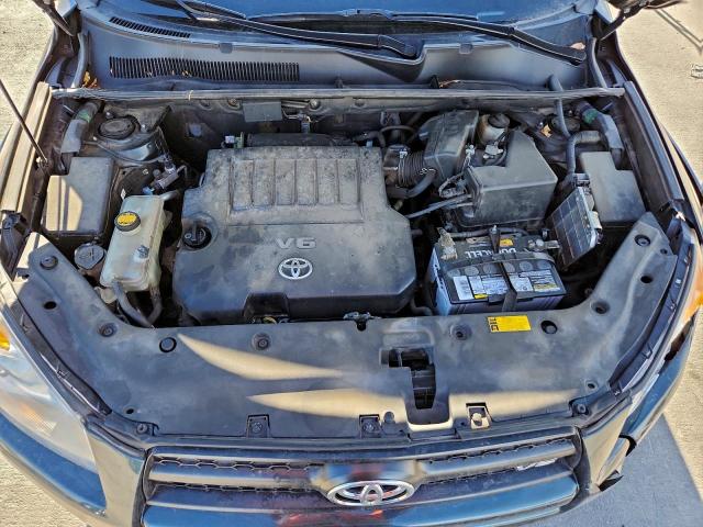 Toyota RAV4 Sport Image 11