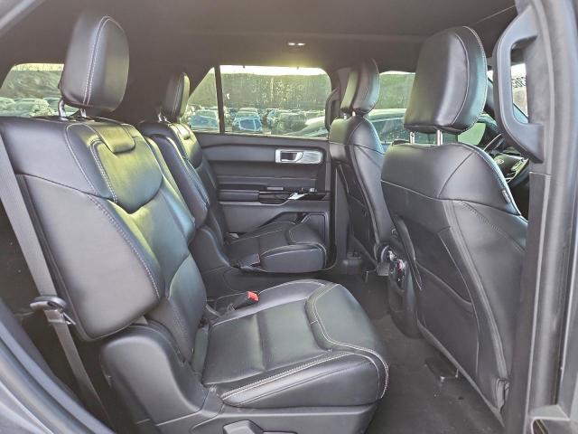 Ford Explorer St Image 3