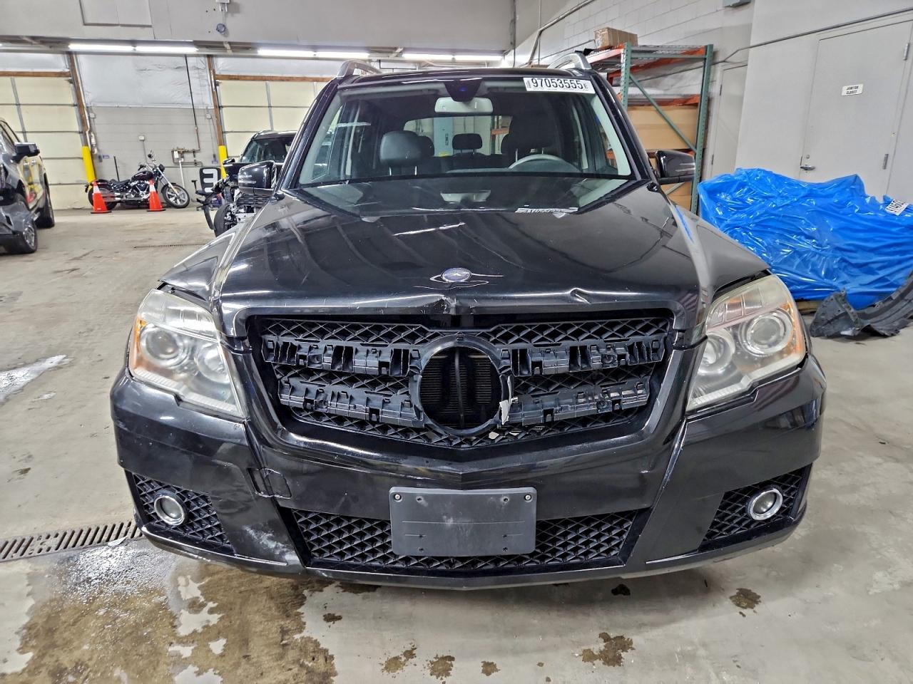 Mercedes-Benz GLK 350 4matic Image 10