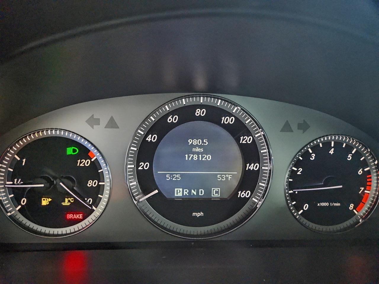 Mercedes-Benz GLK 350 4matic Image 6