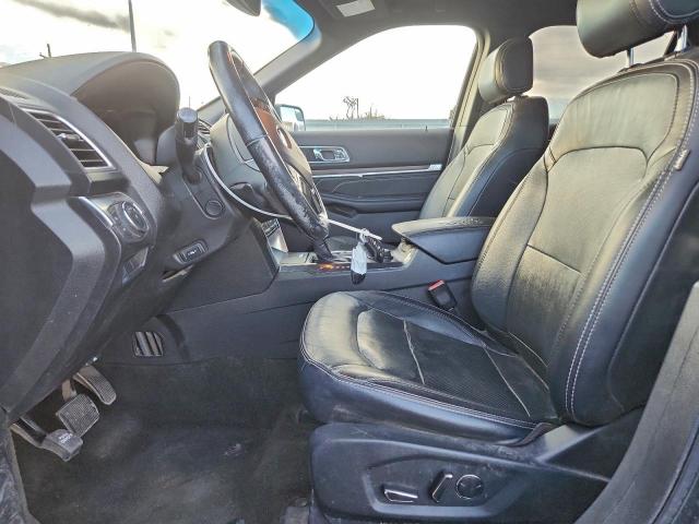 Ford Explorer Limited Image 9