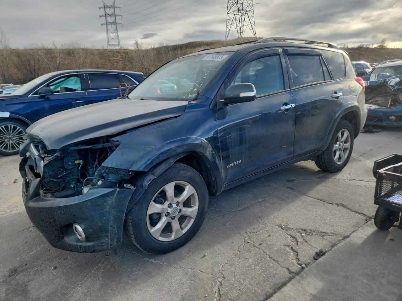 Toyota RAV4 Limited Image 1