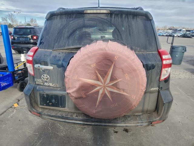 Toyota RAV4 Limited Image 2