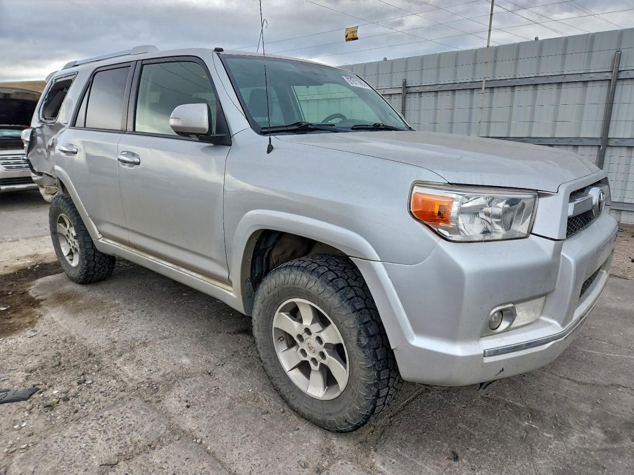 Toyota 4Runner Sr5 Image 5