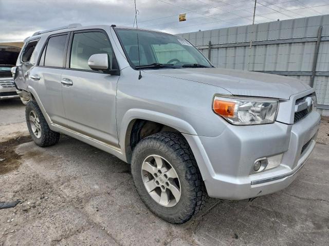 Toyota 4Runner Sr5 Image 5