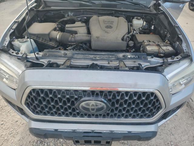 Toyota Tacoma Double Cab Image 11