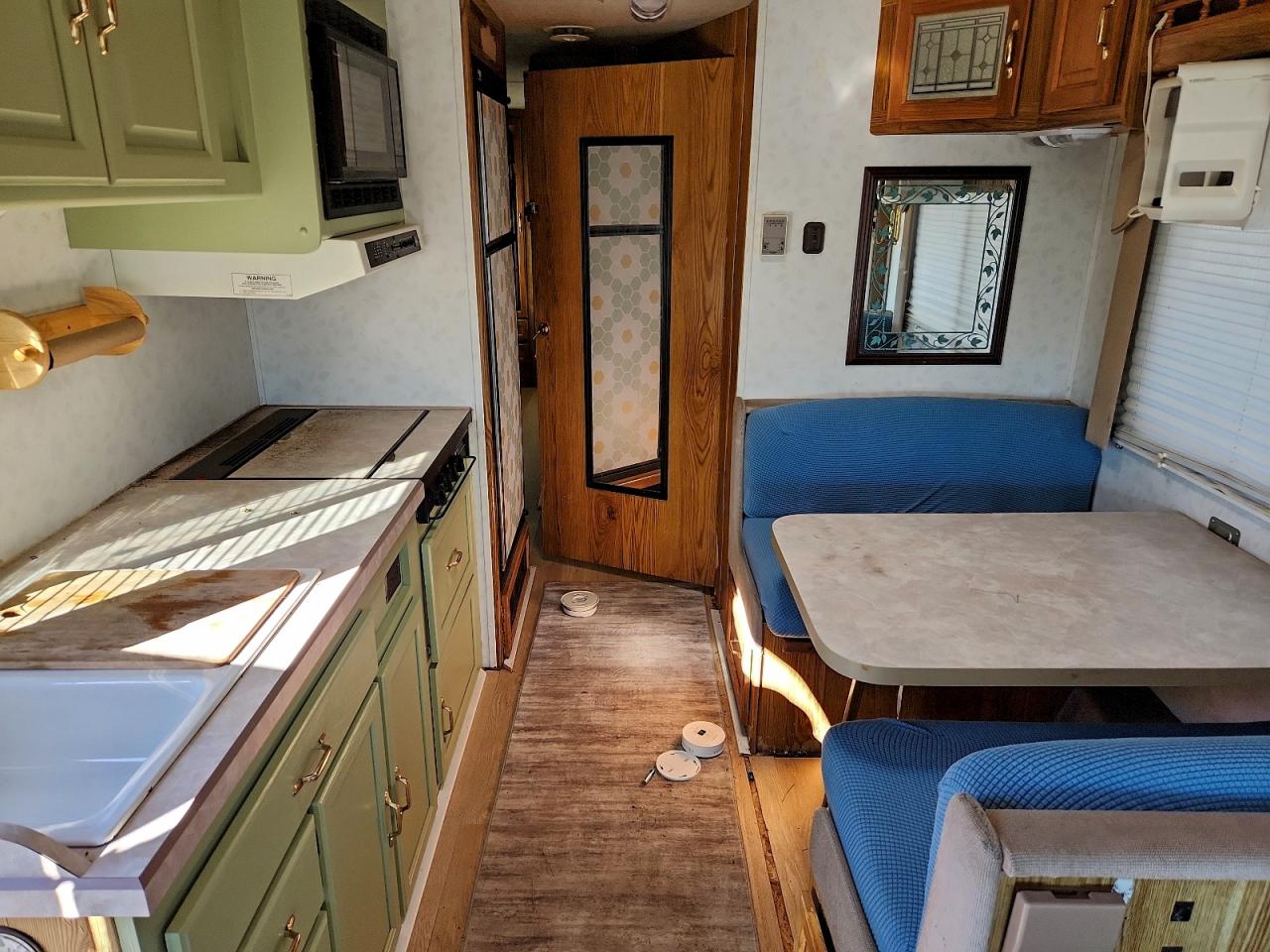 Chevrolet P30 Image 4