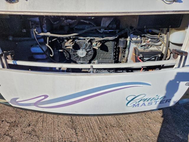 Chevrolet P30 Image 9