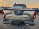 Nissan Frontier Crew Cab Le Image 3