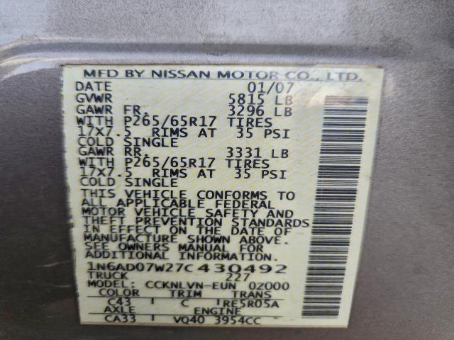 Nissan Frontier Crew Cab Le Image 8