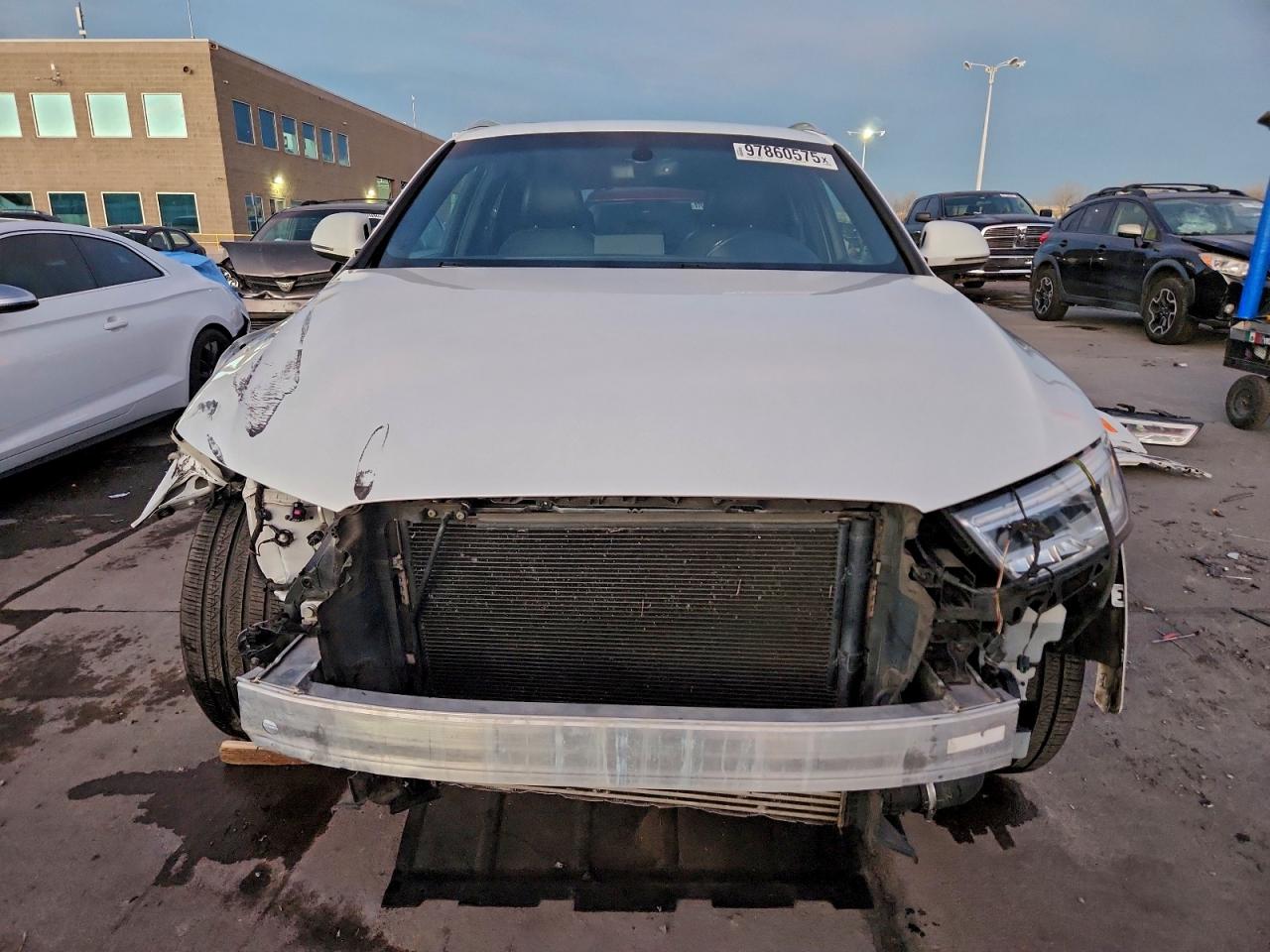 Audi Q3 Prestige Image 11