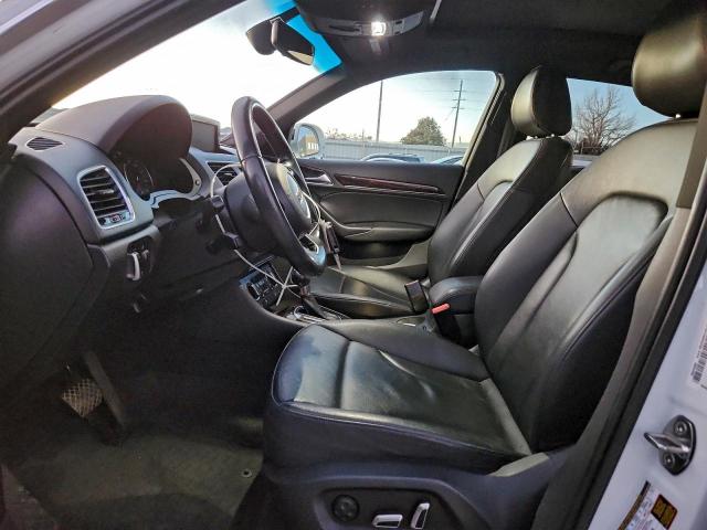 Audi Q3 Prestige Image 13